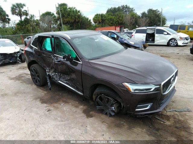 2018 Volvo XC60, VIN: LYVA22RL2JB111077