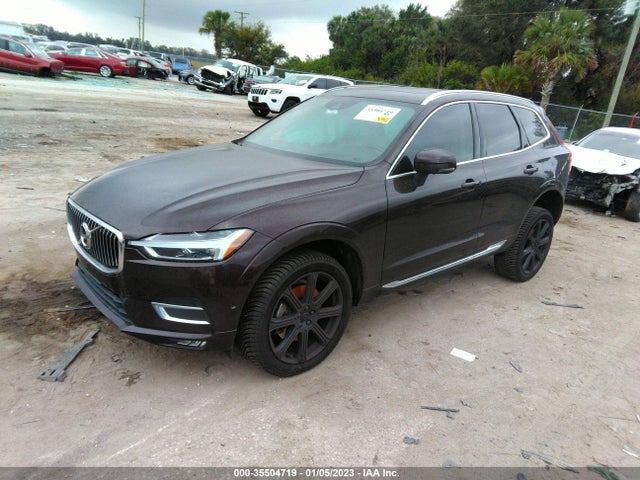 2018 Volvo XC60, VIN: LYVA22RL2JB111077