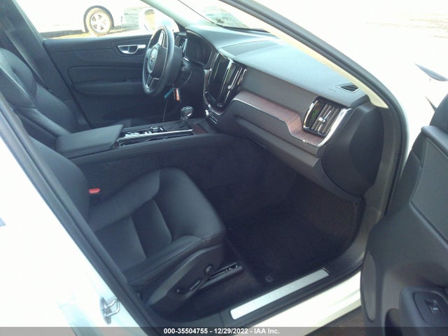 Volvo Xc60 Momentum 2021 YV4102RK8M1763711 Image 6