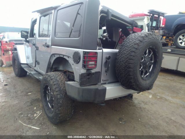 1C4BJWEG4DL560798 Jeep Wrangler Unlimited Sahara