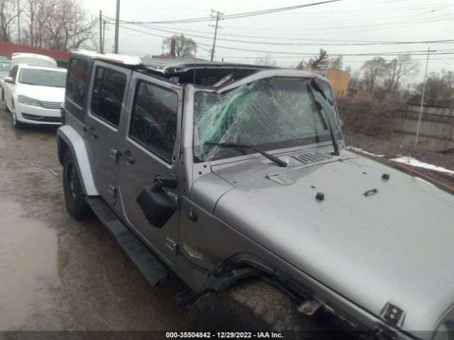 1C4BJWEG4DL560798 Jeep Wrangler Unlimited Sahara