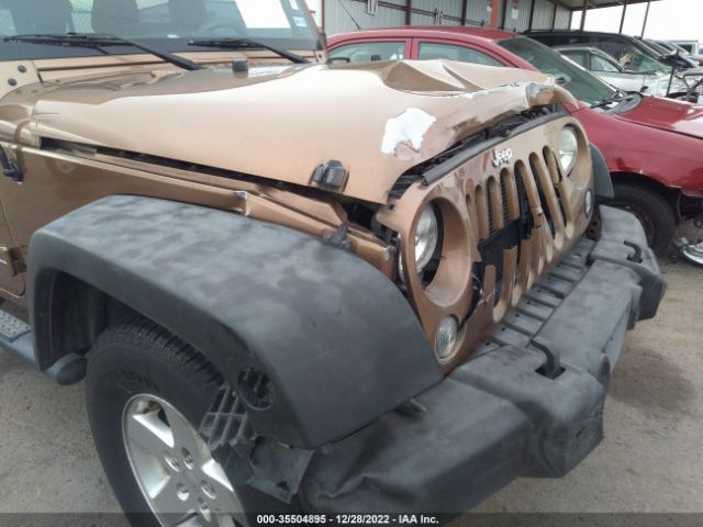 1C4BJWDG6FL605504 Jeep Wrangler Unlimited Sport