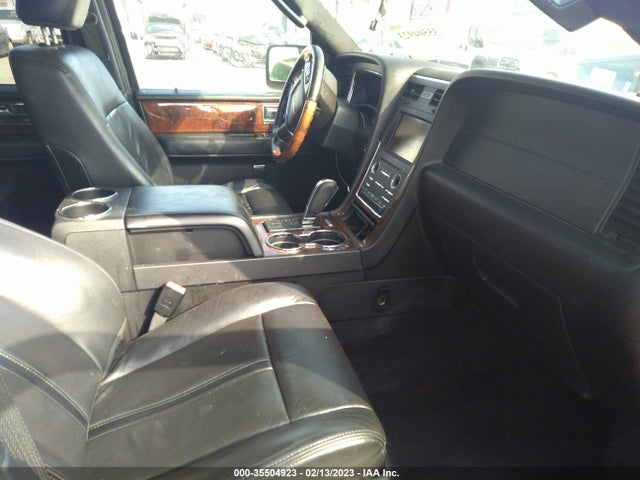 2015 Lincoln Navigator, VIN: 5LMJJ2HT2FEJ01752