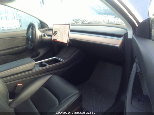 Tesla Model Y 2021 5YJYGDEEXMF281810 Image 6