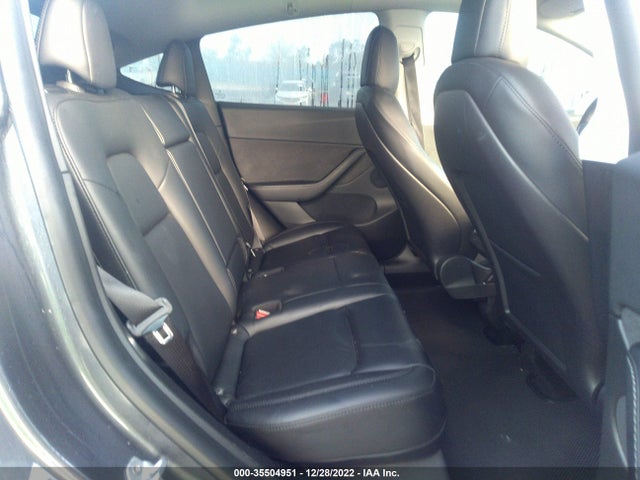 Tesla Model Y 2021 5YJYGDEEXMF281810 Image 9
