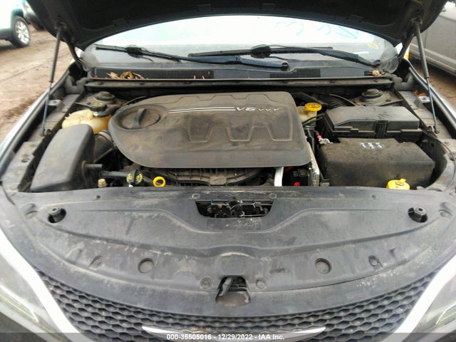Chrysler 200 Limited 2015 1C3CCCAG8FN516480 Image 10