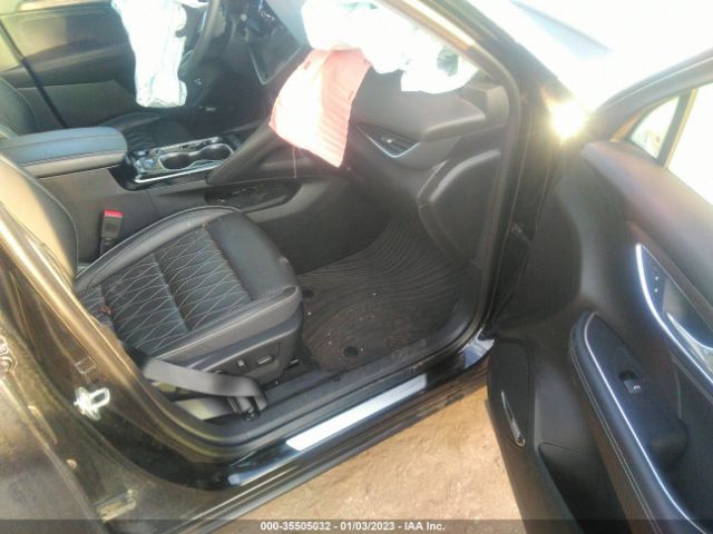 LRBFZRR45ND011164 Buick Envision Avenir