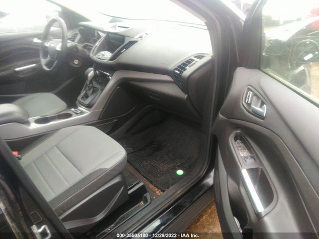 2016 Ford Escape, VIN: 1FMCU9G96GUB57055