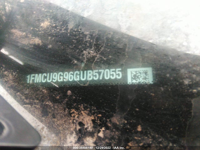 2016 Ford Escape, VIN: 1FMCU9G96GUB57055