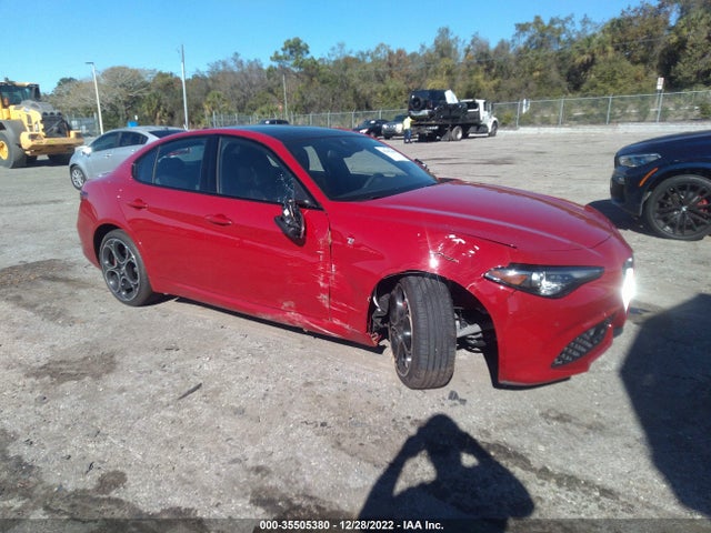 2022 Alfa Romeo Giulia, VIN: ZARFAMBN4N7664846