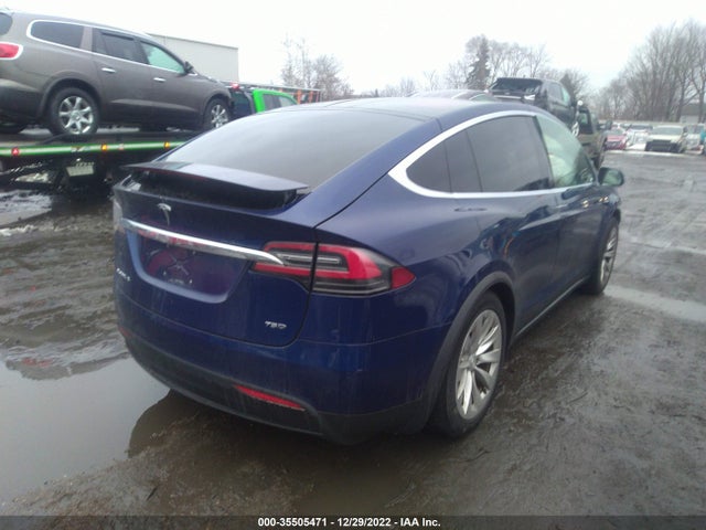 2017 Tesla Model X, VIN: 5YJXCBE20HF049482