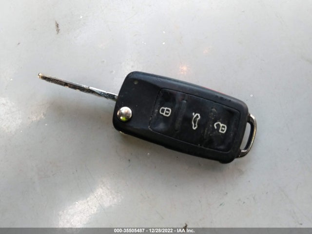 1VWBP7A37DC139422 Volkswagen Passat Se W/sunroof & Nav