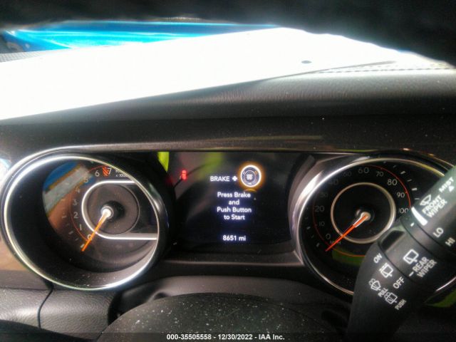 1C4HJXEG9NW133486 Jeep Wrangler Unlimited Sahara Altitude