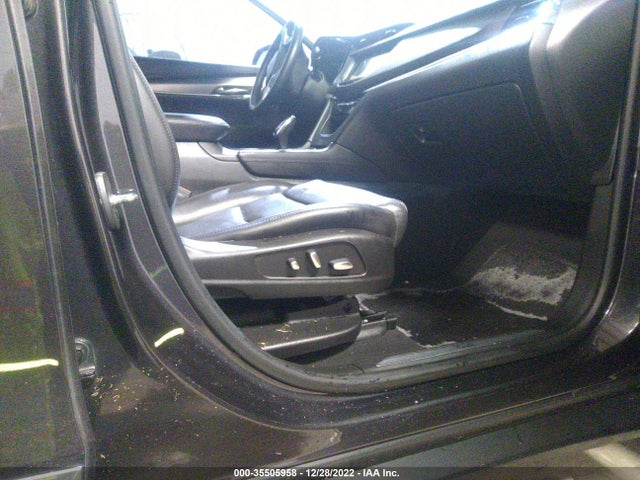 2017 Cadillac XT5, VIN: 1GYKNERS5HZ171565