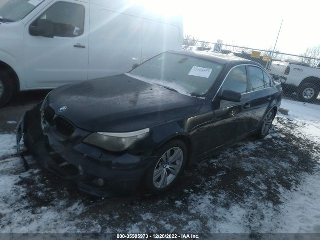 BMW 5 Series 528i 2010 WBANU5C54AC126759 Image 2
