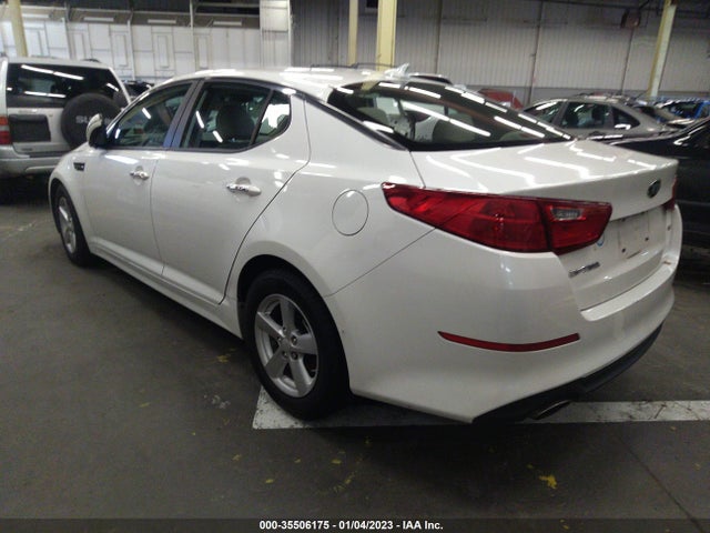 2015 Kia Optima, VIN: KNAGM4A77F5622657