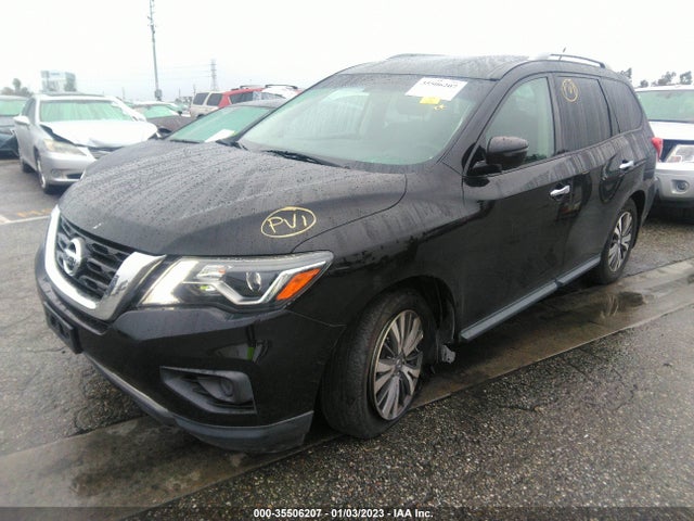 35506207 :رقم المزاد ، 5N1DR2MN5HC912010 vin ، 2017 Nissan Pathfinder S مزاد بيع
