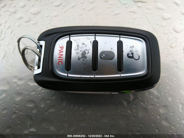 Chrysler Voyager L 2020 2C4RC1AG1LR225019 Image 3