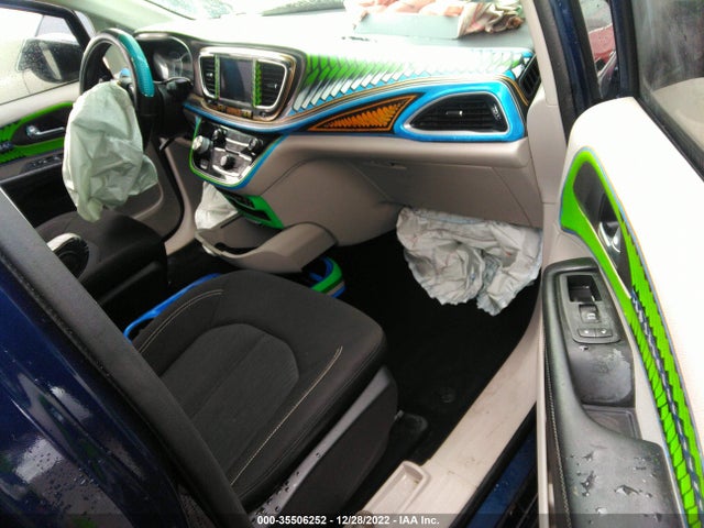 Chrysler Voyager L 2020 2C4RC1AG1LR225019 Image 6