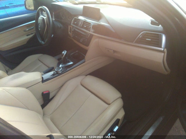 2017 BMW 3 Series, VIN: WBA8D9G54HNU60464