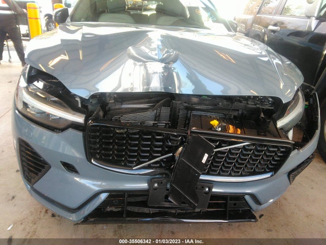 Volvo XC60 RECHARGE 2022 YV4H60DM4N1042023 Image 6