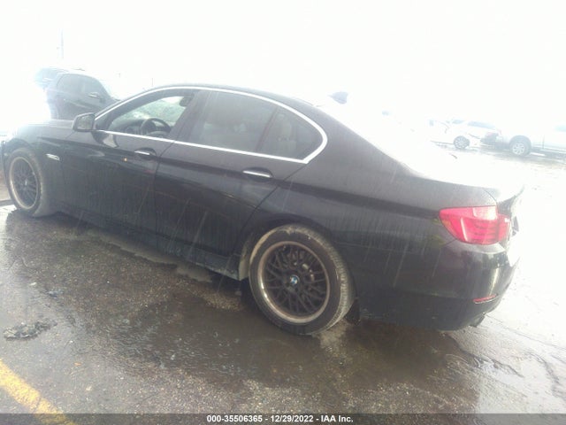 BMW 5 Series 535i 2013 WBAFR7C54DC822821 Image 3