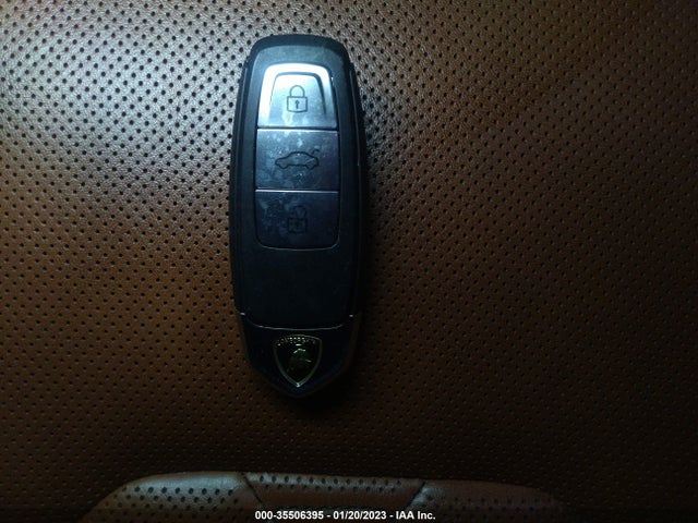 2019 Lamborghini URUS, VIN: ZPBUA1ZL8KLA01781