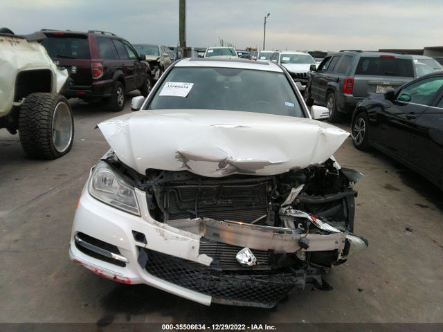 2014 MERCEDES-BENZ C-CLASS C 250 VIN: WDDGF4HB3EG250265