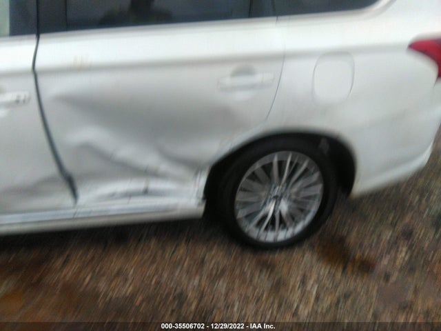 2020 Mitsubishi Outlander, VIN: JA4J24A53LZ010208