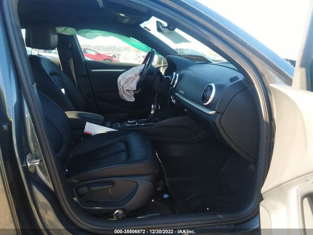 Audi A3 2.0t Premium 2016 WAUB8GFF5G1027010 Image 5