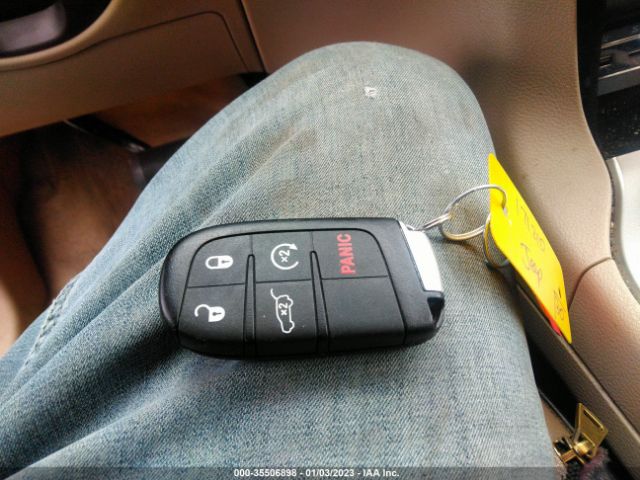 1C4RJFCT8EC407213 Jeep Grand Cherokee Overland