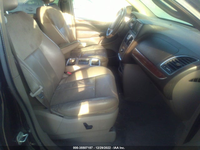 2A4RR6DG9BR713134 Chrysler Town & Country Limited