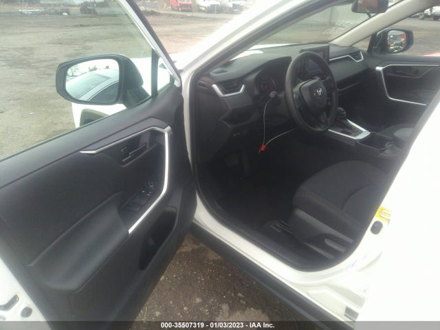 2022 Toyota RAV4, VIN: 2T3F1RFV5NC260218