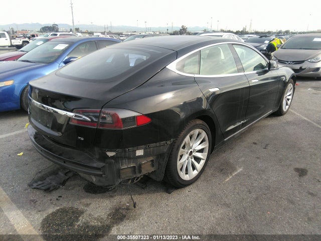 Tesla Model S 70 Kwh 2016 5YJSA1E15GF143714 Image 4