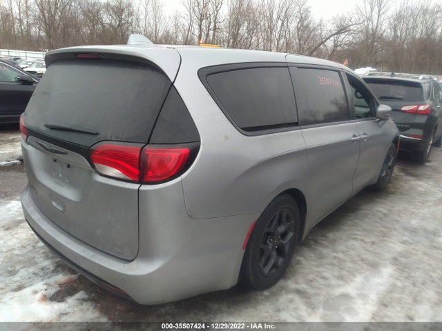 2018 Chrysler Pacifica, VIN: 2C4RC1FG4JR235551