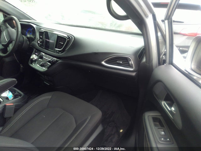2018 Chrysler Pacifica, VIN: 2C4RC1FG4JR235551