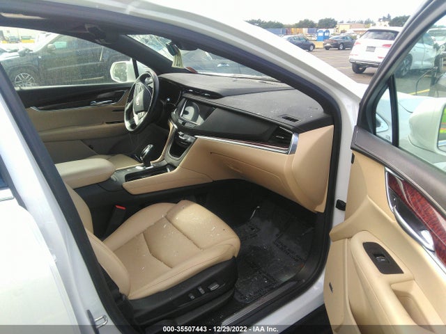 2018 Cadillac XT5, VIN: 1GYKNCRS0JZ233187