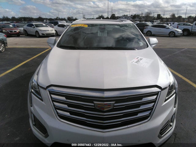 2018 Cadillac XT5, VIN: 1GYKNCRS0JZ233187