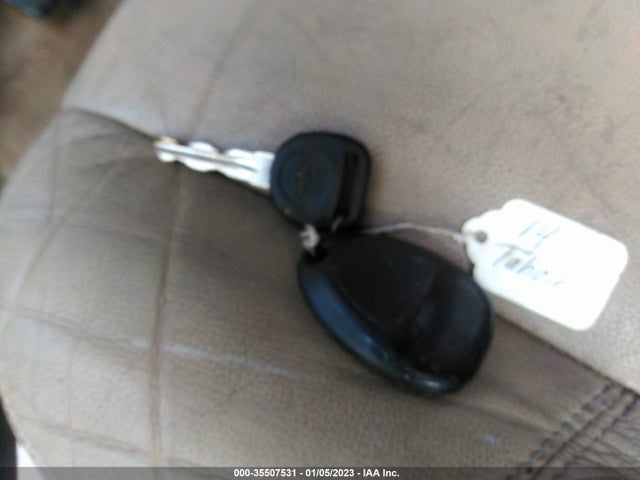 Chevrolet Tahoe Lt 2014 1GNSCBE00ER187626 Image 3