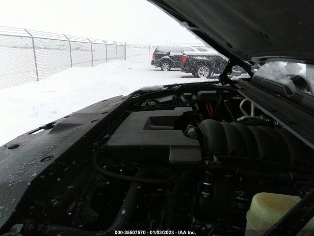 2015 Chevrolet Suburban, VIN: 1GNSKKKC1FR613214