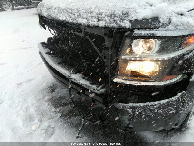 2015 Chevrolet Suburban, VIN: 1GNSKKKC1FR613214