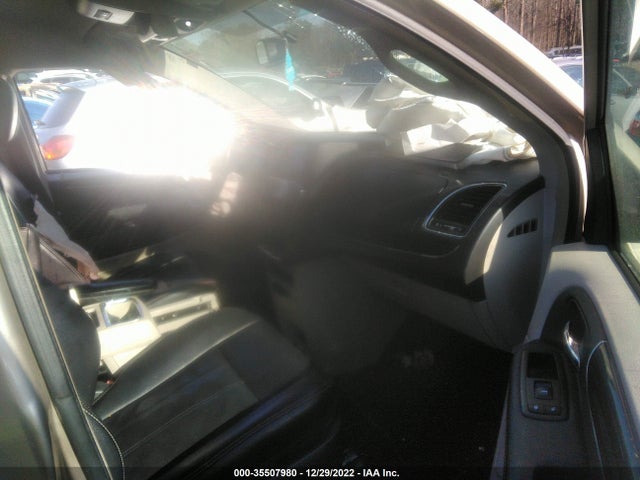 2C4RC1BG8FR562788 Chrysler Town & Country