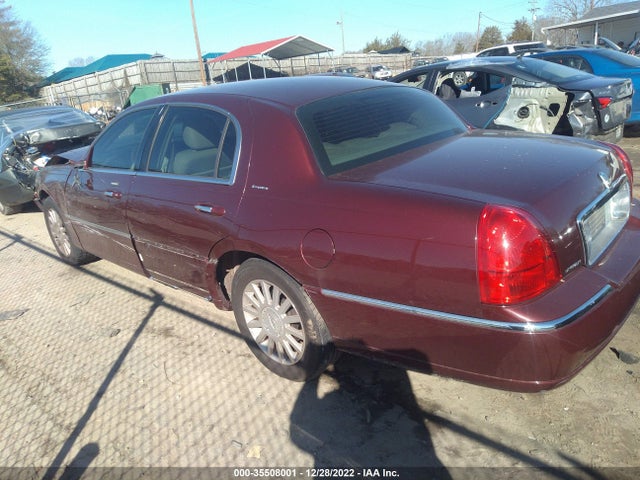 Lincoln Town Car Executive 2003 1LNHM81W73Y620063 Image 4