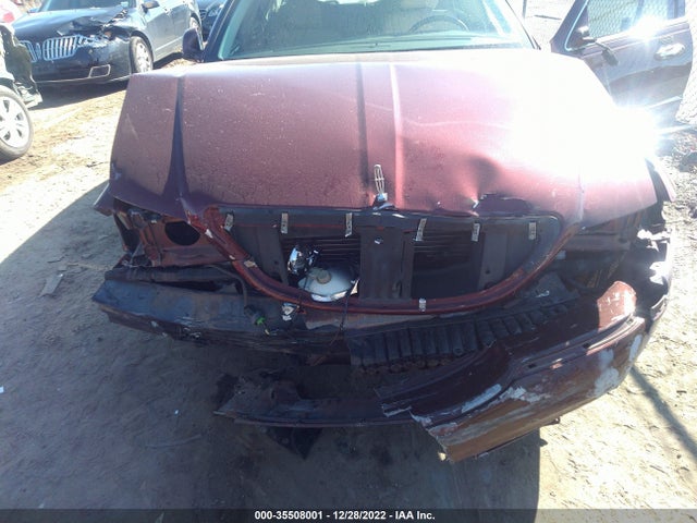 Lincoln Town Car Executive 2003 1LNHM81W73Y620063 Image 7