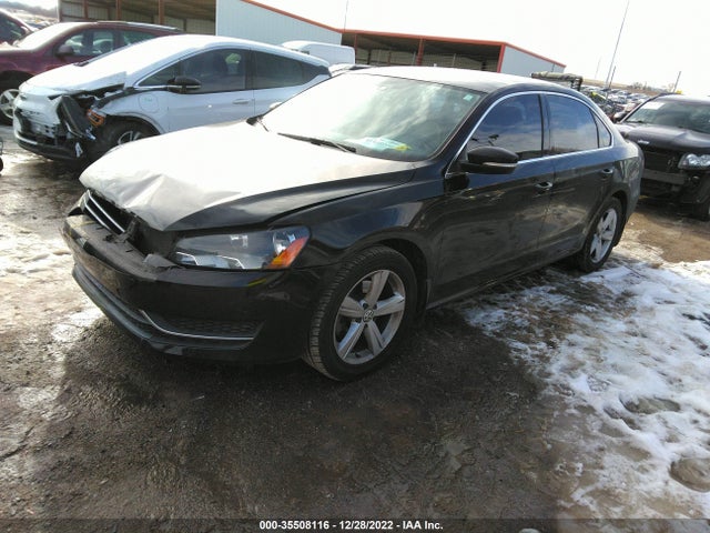 1VWBT7A31FC002376 Volkswagen Passat 1.8t Se