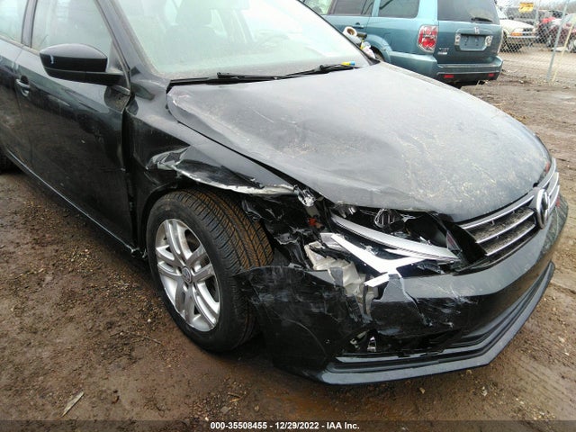 3VW2B7AJ3JM236611 Volkswagen Jetta 1.4t S