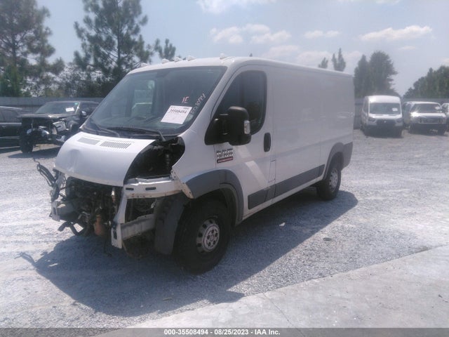 3C6TRVAG5JE103829 RAM Promaster Cargo Van