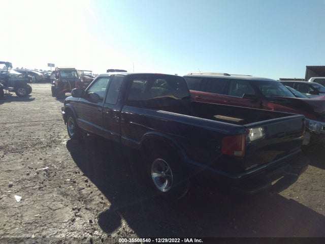 2002 CHEVROLET S-10 LS VIN: 1GCCS195028190155