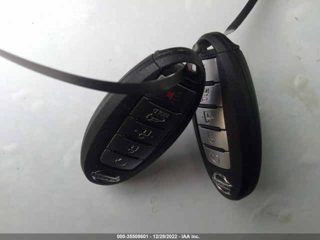 2020 Nissan Rogue, VIN: 5N1AT2MT8LC708295