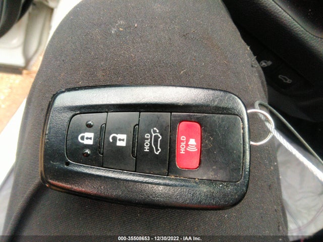 2021 Toyota RAV4, VIN: 2T3E6RFV0MW013540